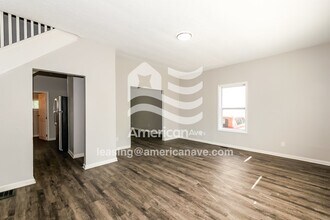 50 N Sherman Dr in Indianapolis, IN - Foto de edificio - Building Photo