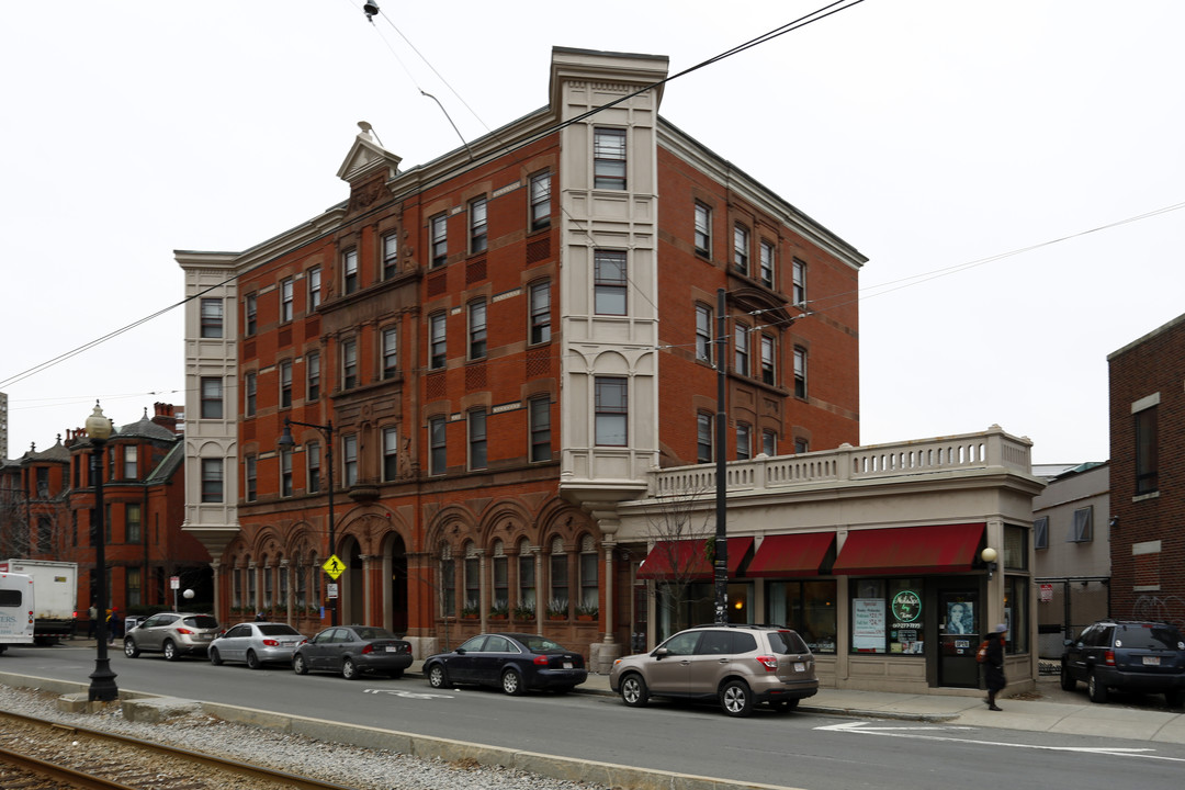 Huntington Apartments in Boston, MA - Building Photo