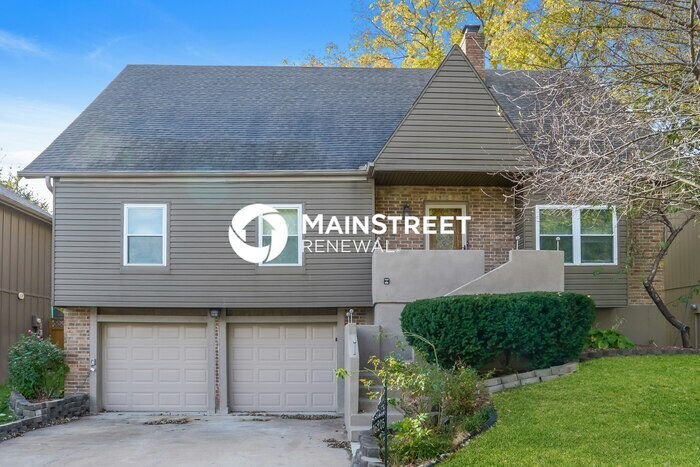 16205 W 126th Terrace in Olathe, KS - Building Photo