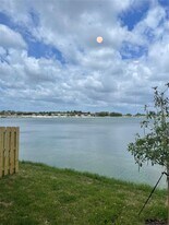 20588 NE 5th Pl in Miami, FL - Building Photo