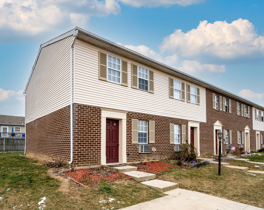 West Park Apartment in Mcsherrystown, PA - Building Photo