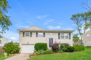 913 N Arapaho St in Independence, MO - Building Photo