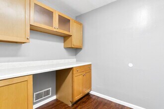 5838 Woodgate Dr in Matteson, IL - Building Photo - Building Photo