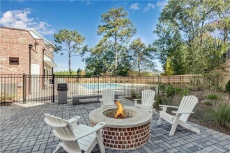 501 Burton Dr in Alpharetta, GA - Building Photo - Building Photo