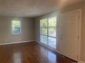 458 McBain Dr in Fayetteville, NC - Building Photo - Building Photo