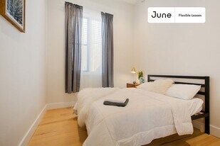 Prime Private ROOM in Williamsburg, Unit 5 in Brooklyn, NY - Building Photo