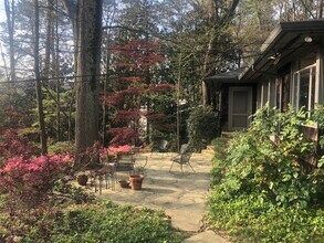 796 Wesley Dr NW in Atlanta, GA - Building Photo - Building Photo