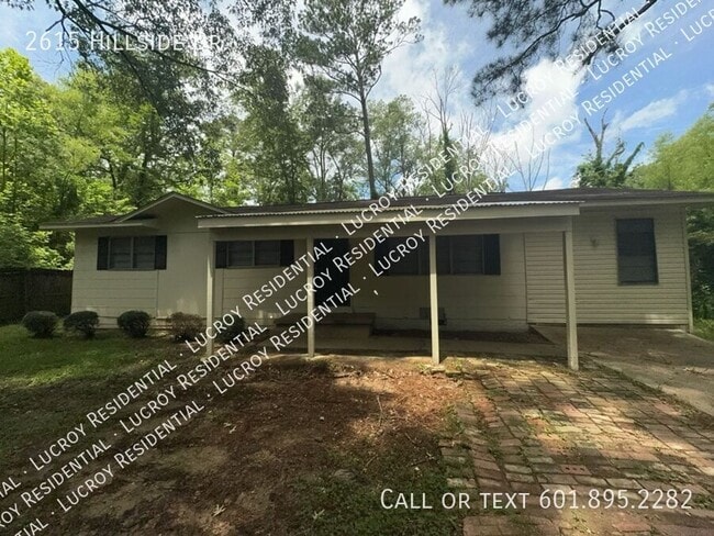 property at 2615 Hillside Dr