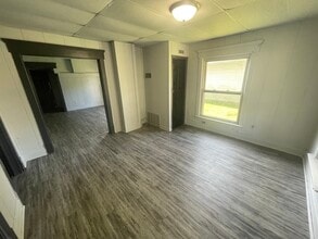 23 Minnesota Ave in Danville, IL - Building Photo - Building Photo