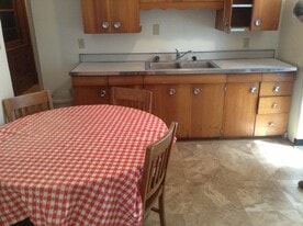 904 Vine St, Unit 904 in La crosse, WI - Building Photo