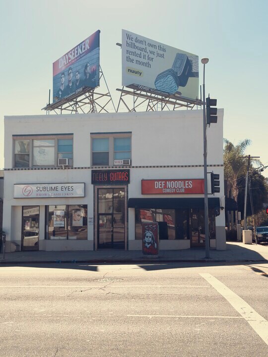 7424 1/2 Sunset Blvd, Unit 7424 Sunset , upstairs in Los Angeles, CA - Building Photo