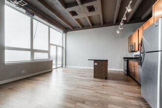 4131 W Belmont Ave in Chicago, IL - Building Photo - Building Photo