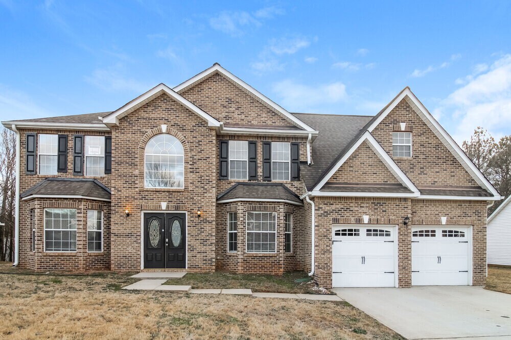 2149 Eagles Nest Cir in Decatur, GA - Building Photo