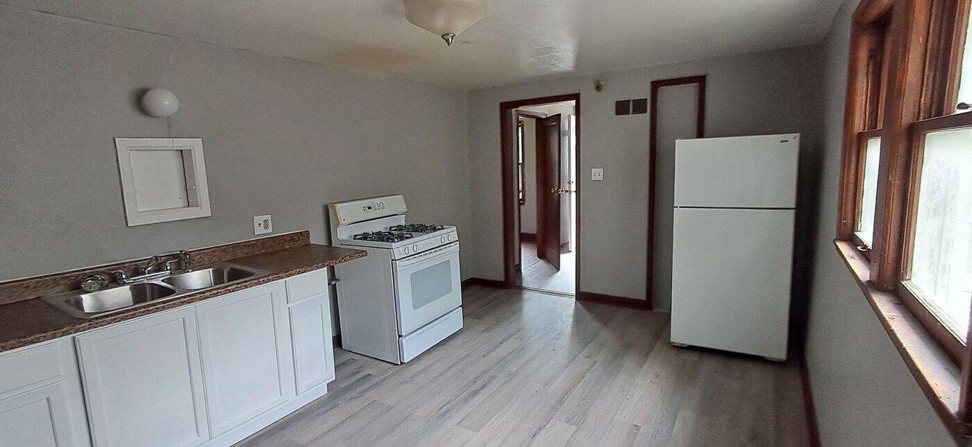 5264 N 36th St in Milwaukee, WI - Building Photo
