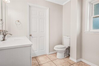 1607 S Lakeview Ave in Leesburg, FL - Building Photo - Building Photo