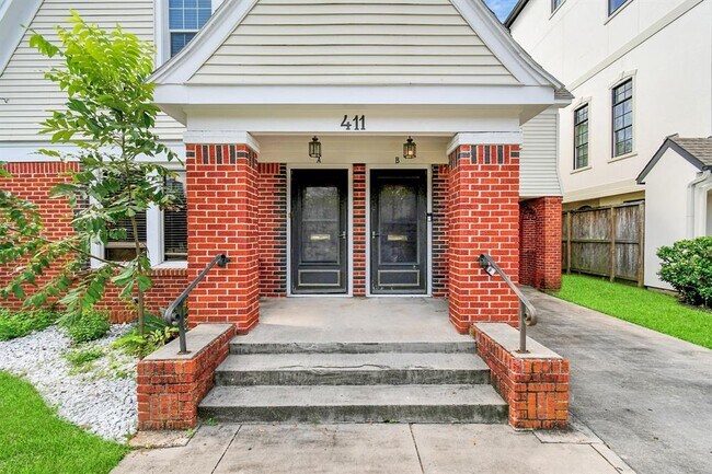 411 Peden St-Unit -B in Houston, TX - Foto de edificio - Building Photo