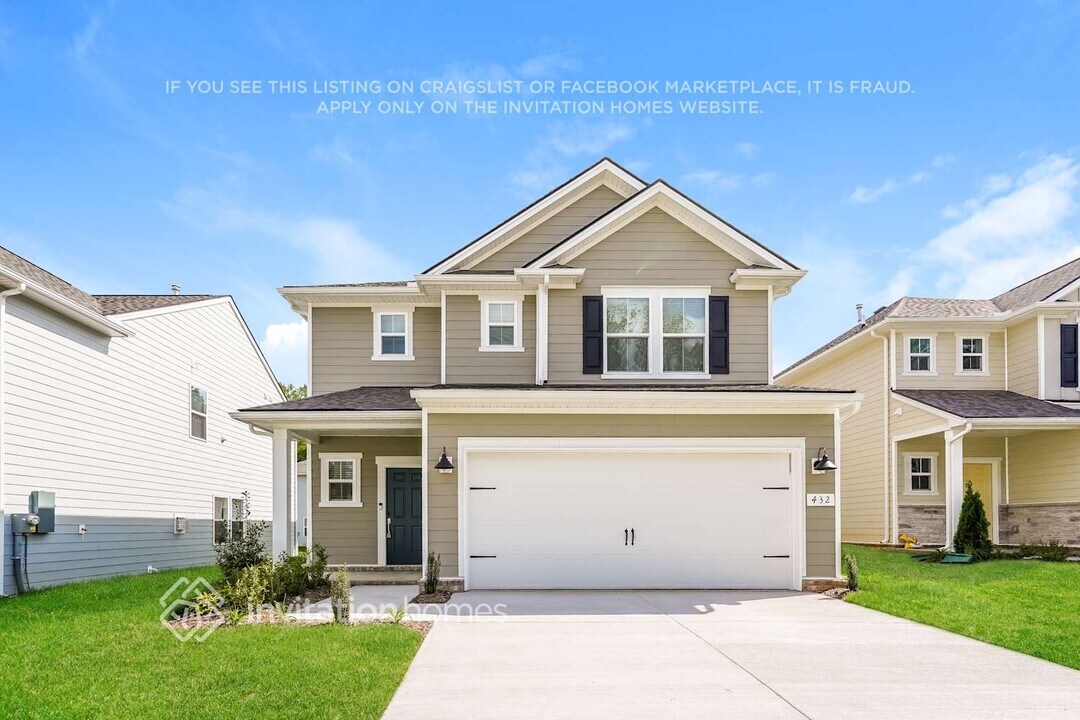 432 Brook Ave in White House, TN - Building Photo