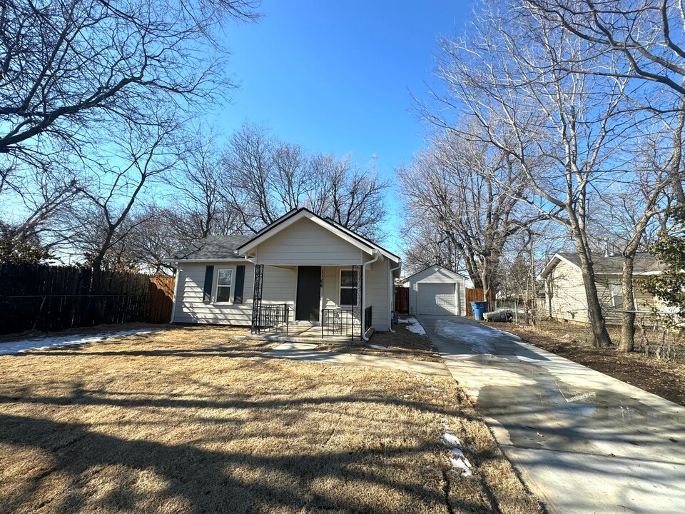 1166 N Birmingham Ave in Tulsa, OK - Building Photo