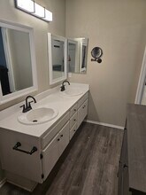 44207 61st St W in Lancaster, CA - Building Photo - Building Photo