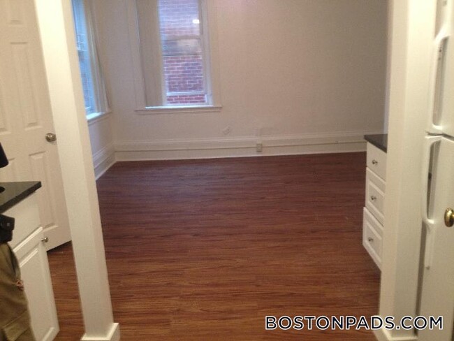 64 Hemenway St in Boston, MA - Building Photo - Building Photo