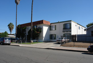 4095 Highland Ave in San Diego, CA - Building Photo - Building Photo