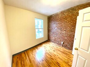 840 Huntington Ave, Unit 2 in Boston, MA - Building Photo - Building Photo