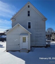 2944 Mohawk St in Sauquoit, NY - Building Photo - Building Photo