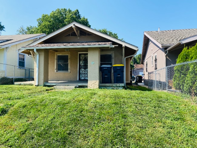 property at 2632 E 9th St