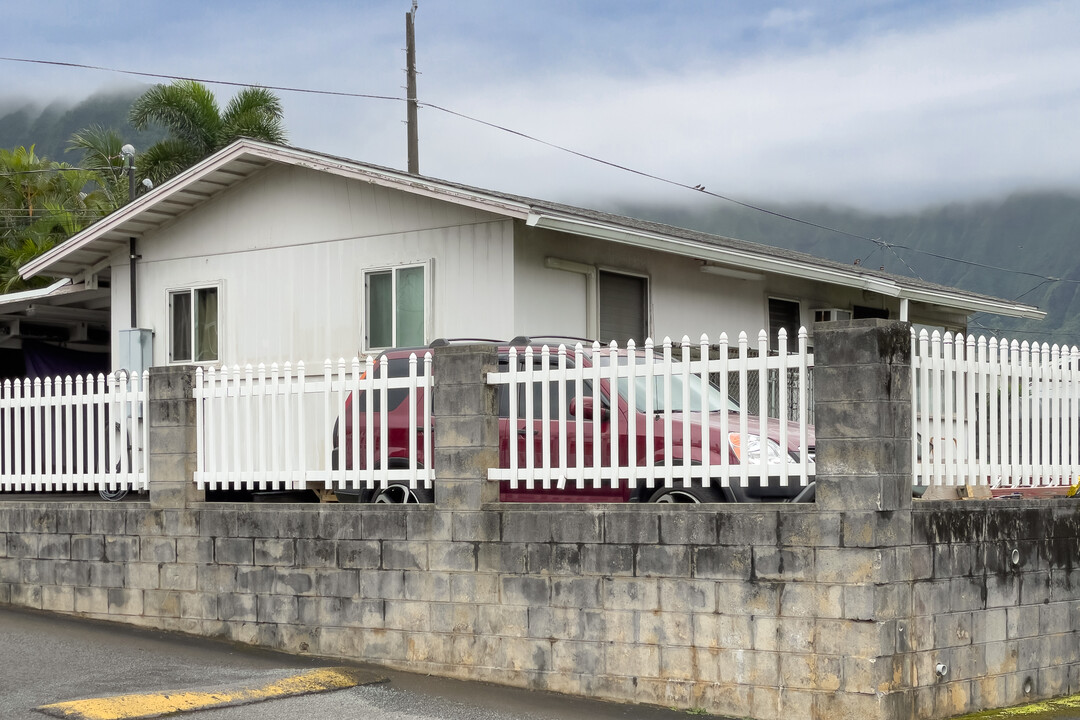 Valley Estates in Kaneohe, HI - Building Photo