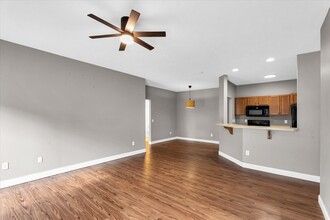 3030 E Stillwater Landing in Urbana, IL - Foto de edificio - Building Photo
