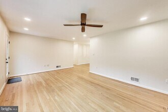 6107 Parkway Dr in Laurel, MD - Building Photo - Building Photo