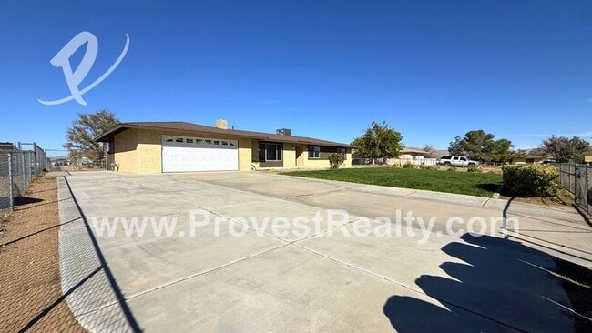 21952 Resoto Rd in Apple Valley, CA - Building Photo - Building Photo