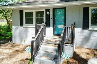 738-740 Woodland Rd in Raleigh, NC - Building Photo - Building Photo
