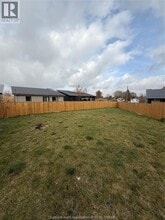 55 Clara Cres in Chatham, ON - Building Photo - Building Photo
