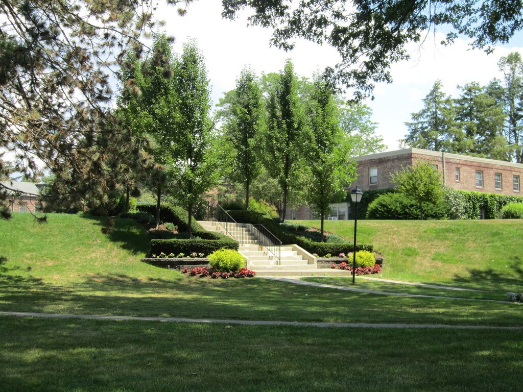 Stonehenge Gardens Albany, NY Apartments