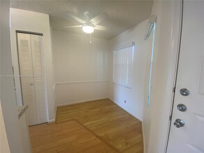 1100 SW 128th Terrace in Pembroke Pines, FL - Building Photo - Building Photo
