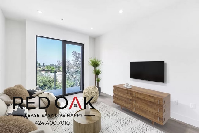 12444 Chandler Blvd in Valley Village, CA - Building Photo - Building Photo