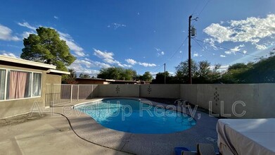 4402 S Avenida Don Arturo in Tucson, AZ - Building Photo - Building Photo