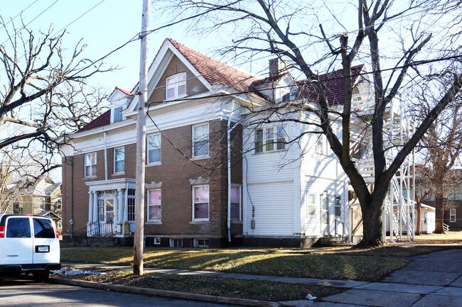 1080 22nd St in Des Moines, IA - Building Photo - Building Photo