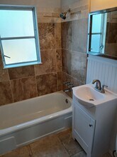 5413 Jersey Ave S in Gulfport, FL - Building Photo - Building Photo