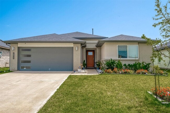 property at 28955 Yulee Mill Dr