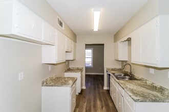 6505 Deermont Dr in Bartlett, TN - Building Photo - Building Photo