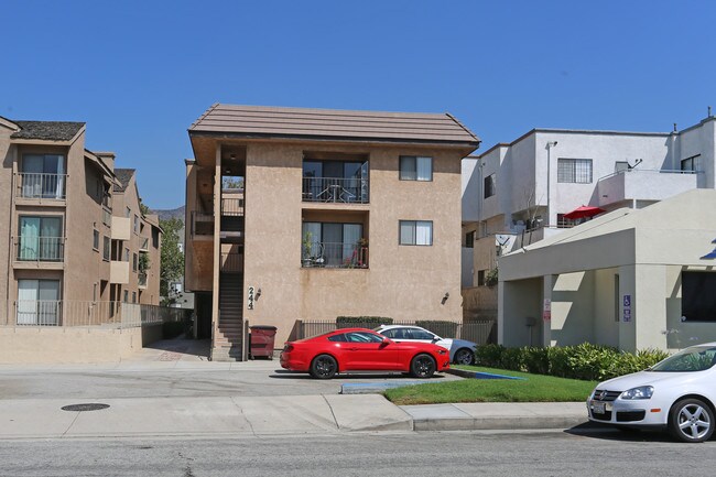 244 W Fairview Ave in Glendale, CA - Building Photo - Building Photo