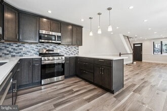 534 Benner St in Philadelphia, PA - Building Photo - Building Photo