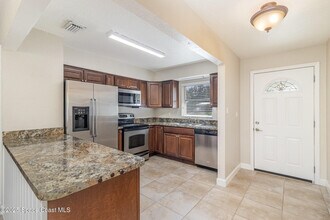 870 N Carpenter Rd in Titusville, FL - Building Photo - Building Photo