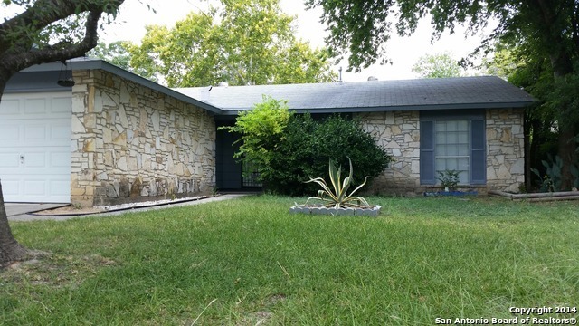 5910 Patrick Henry St in San Antonio, TX - Building Photo