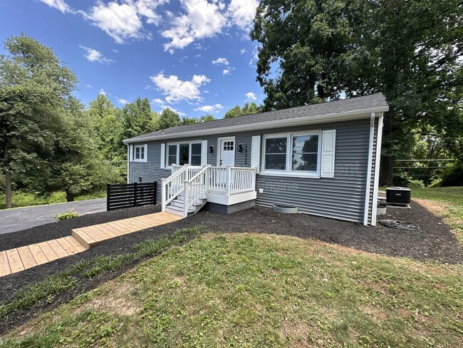 12317 Metlock Rd in Culpeper, VA - Building Photo - Building Photo