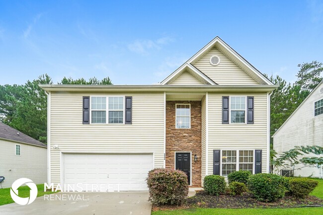 5466 Rock Lake Dr in Atlanta, GA - Building Photo - Building Photo