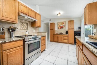 656 SE Ron Rico Terrace in Port St. Lucie, FL - Building Photo - Building Photo