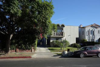 4947 Maplewood Ave in Los Angeles, CA - Building Photo - Building Photo